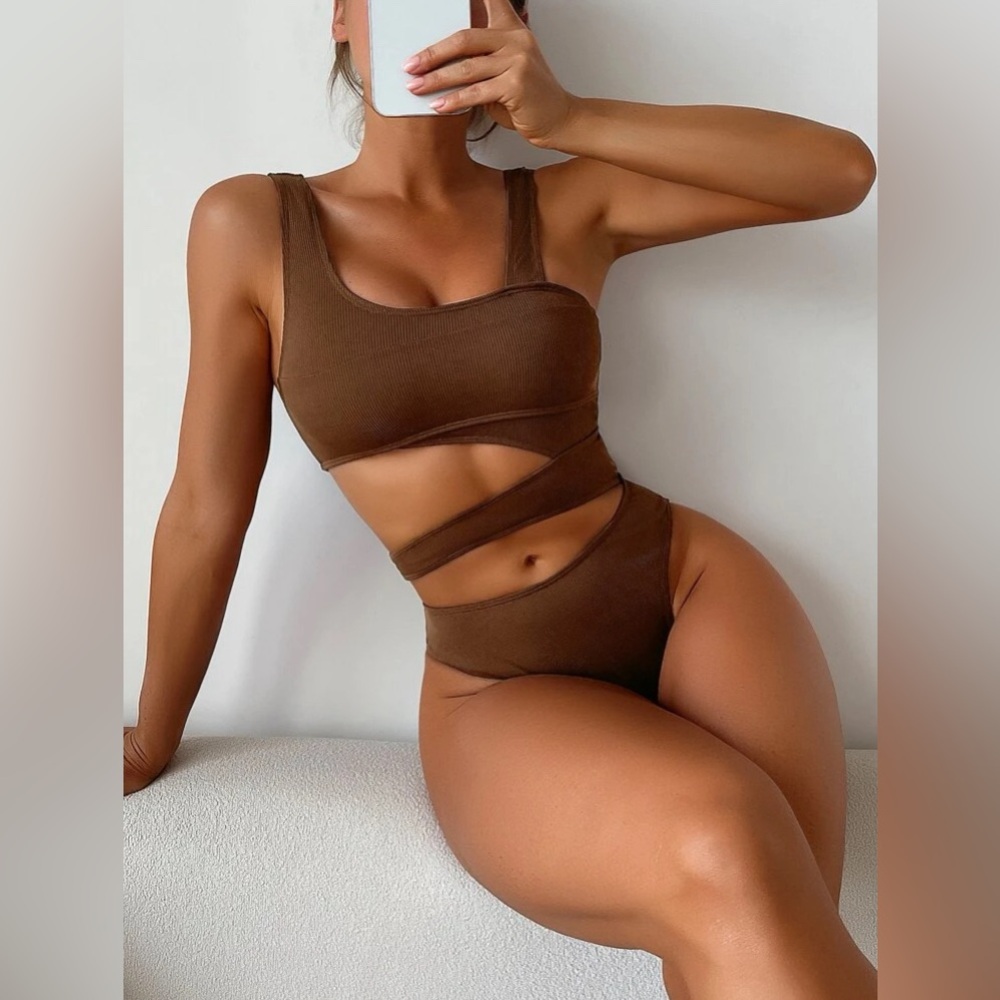 One piece cut out swimsuit